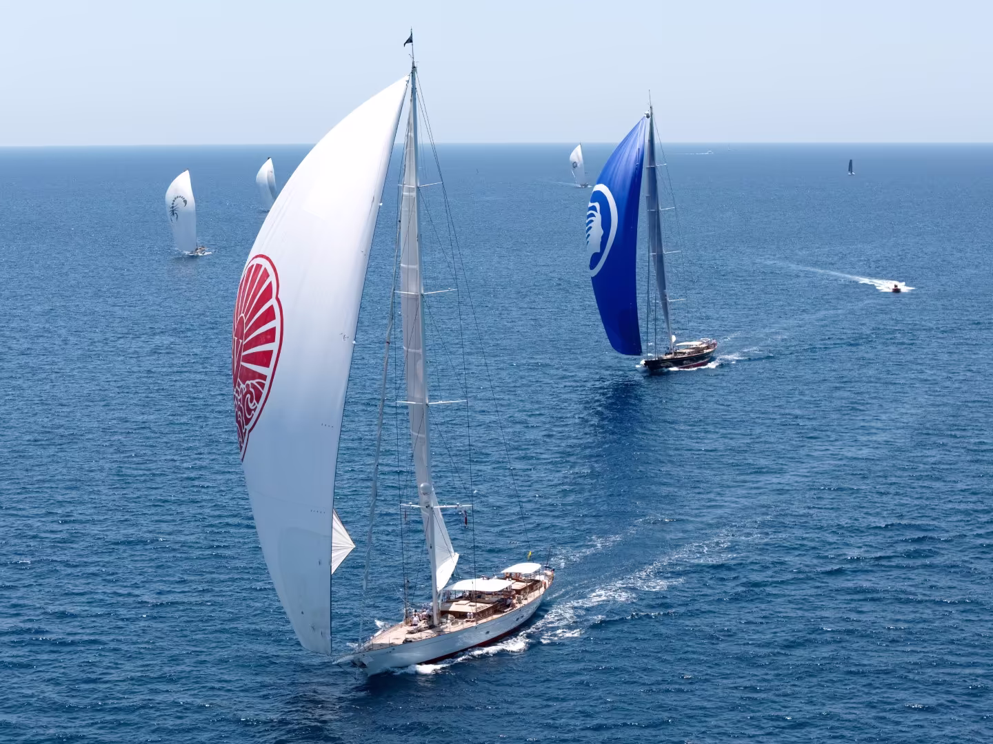 Linnea Aurora da la sorpresa en la emocionante segunda jornada de la Superyacht Cup Palma 2025