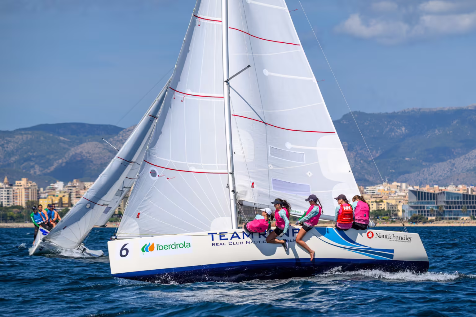 El Balearia del Real Club Náutico de Palma gana en casa la Liga Iberdrola de Vela Femenina